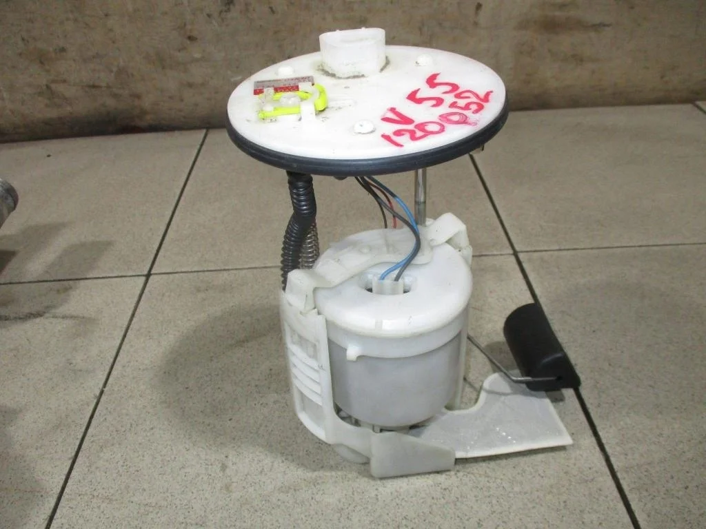 Насос топливный Toyota Camry 2016 XV50