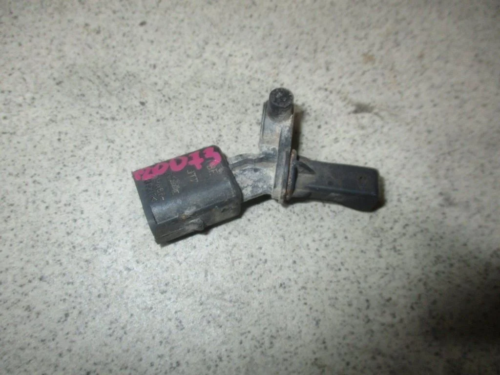 Датчик abs задний левый Volkswagen Polo 5