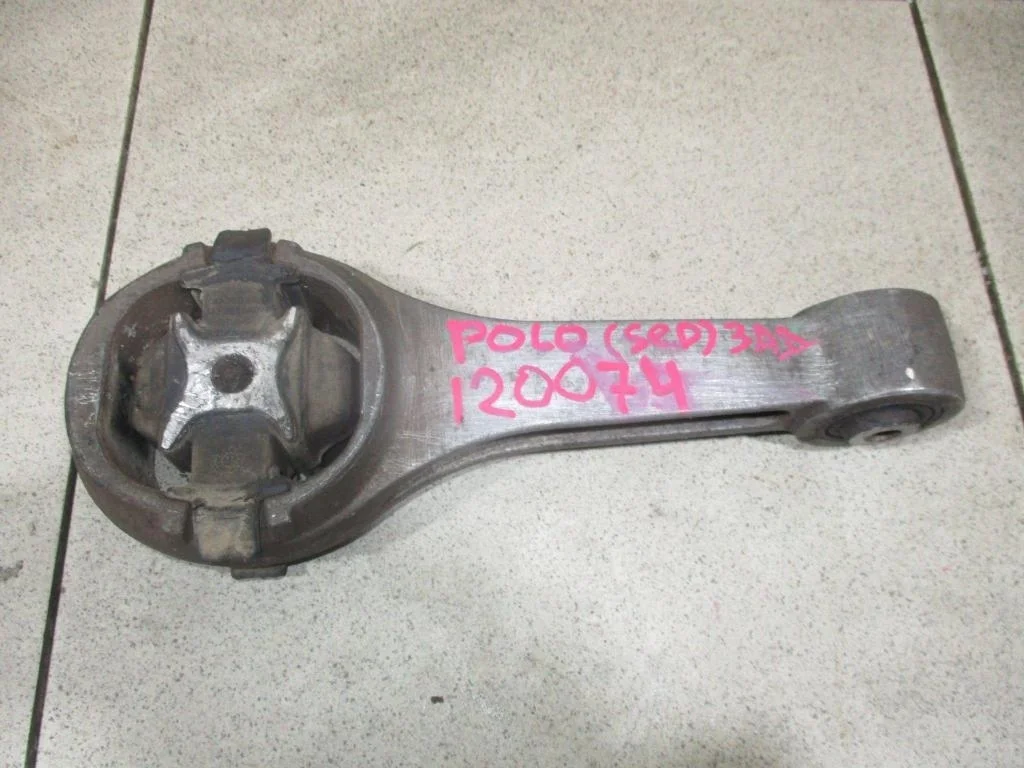 Опора двигателя задняя Volkswagen Polo 5