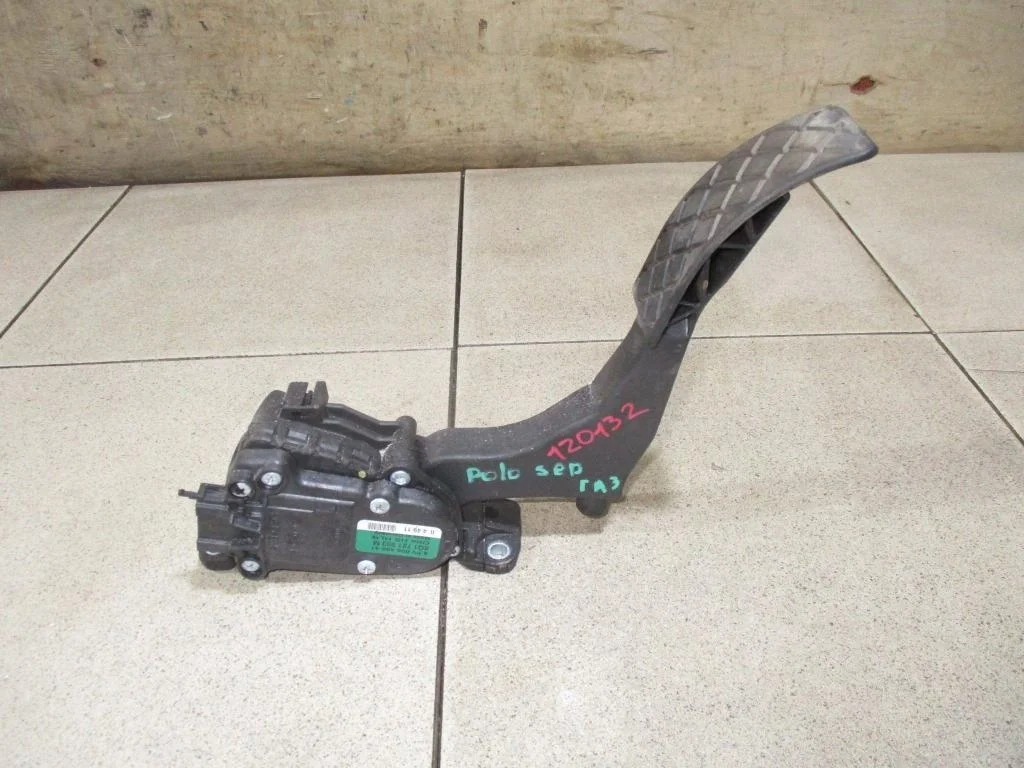 Педаль газа Volkswagen Polo 5