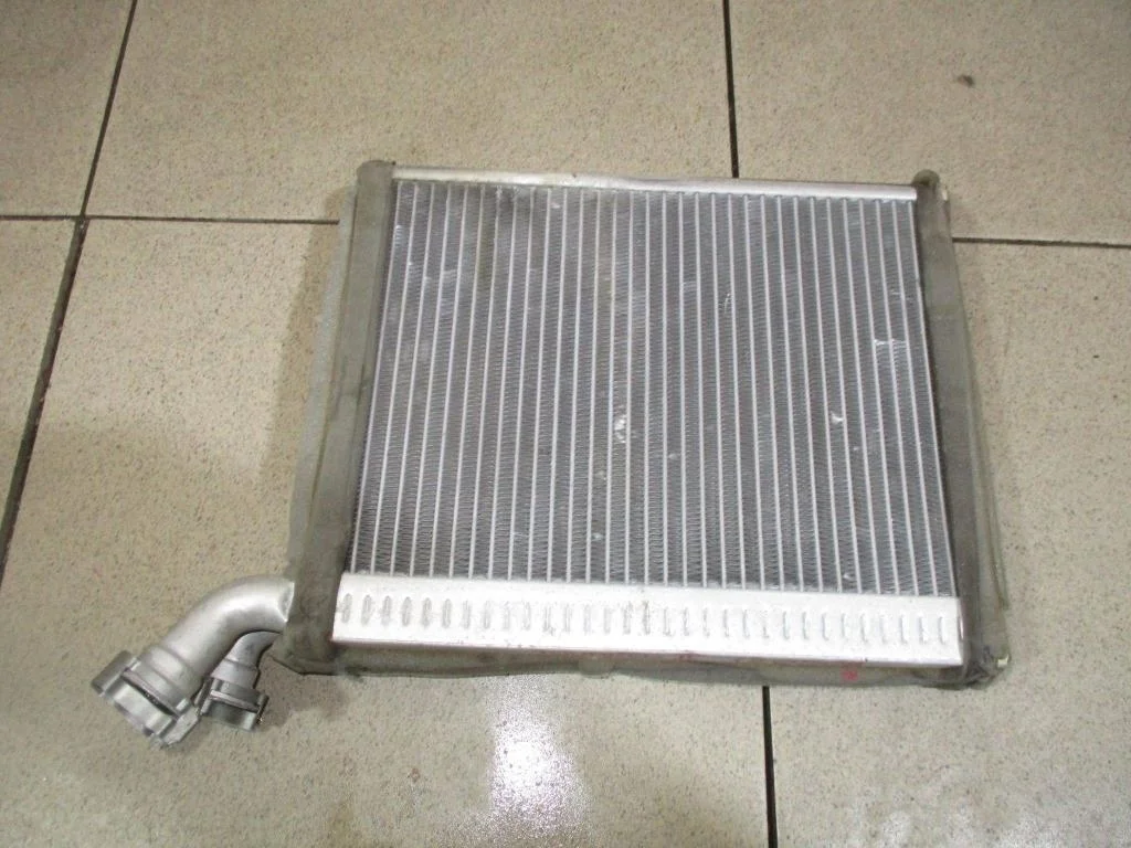 Радиатор отопителя Volkswagen Touareg 2 2016 FL, NF