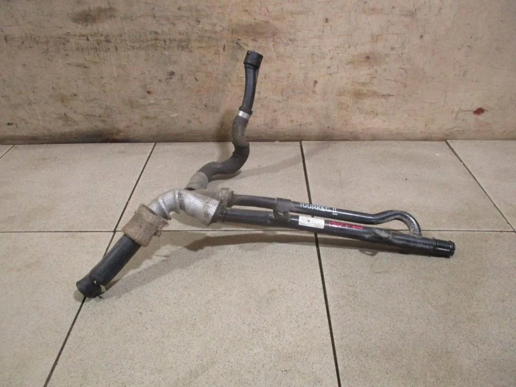 Трубка охлаждающей жидкости Volkswagen Touareg 2 2016 FL, NF