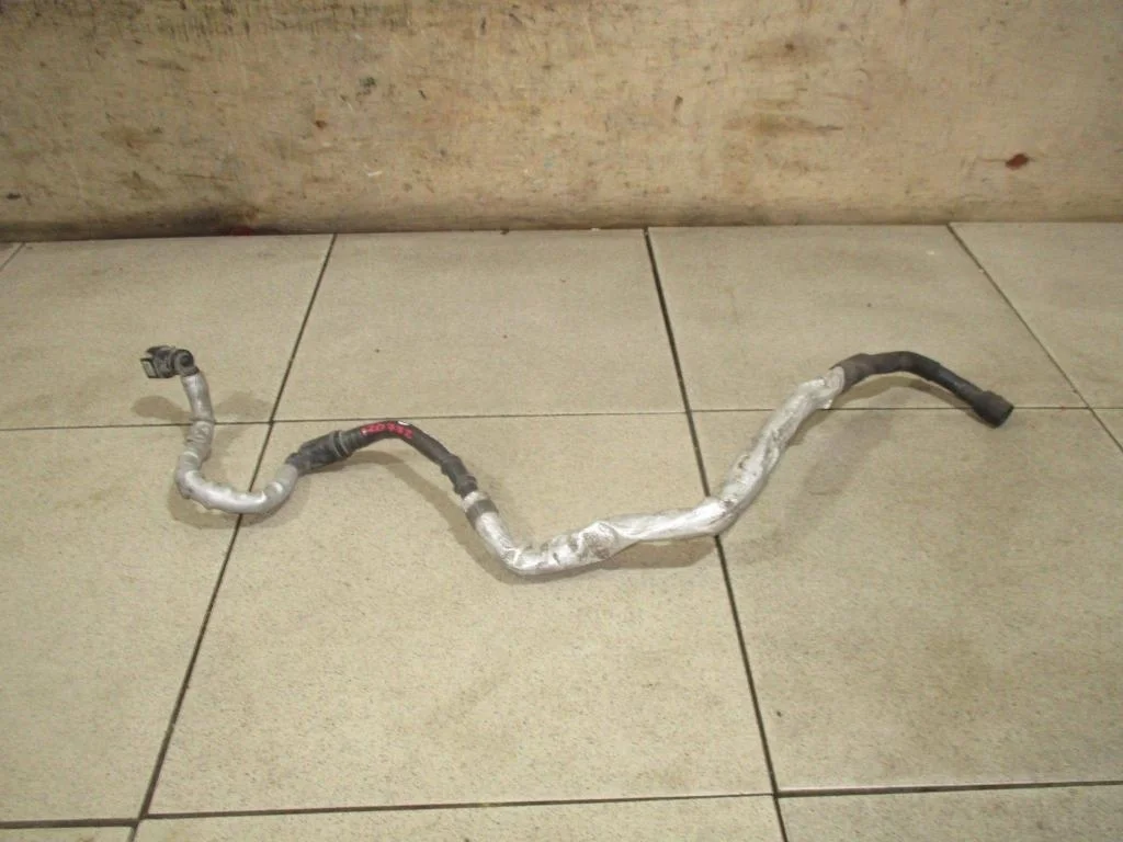 Трубка вакуумная Volkswagen Touareg 2 2016 FL, NF