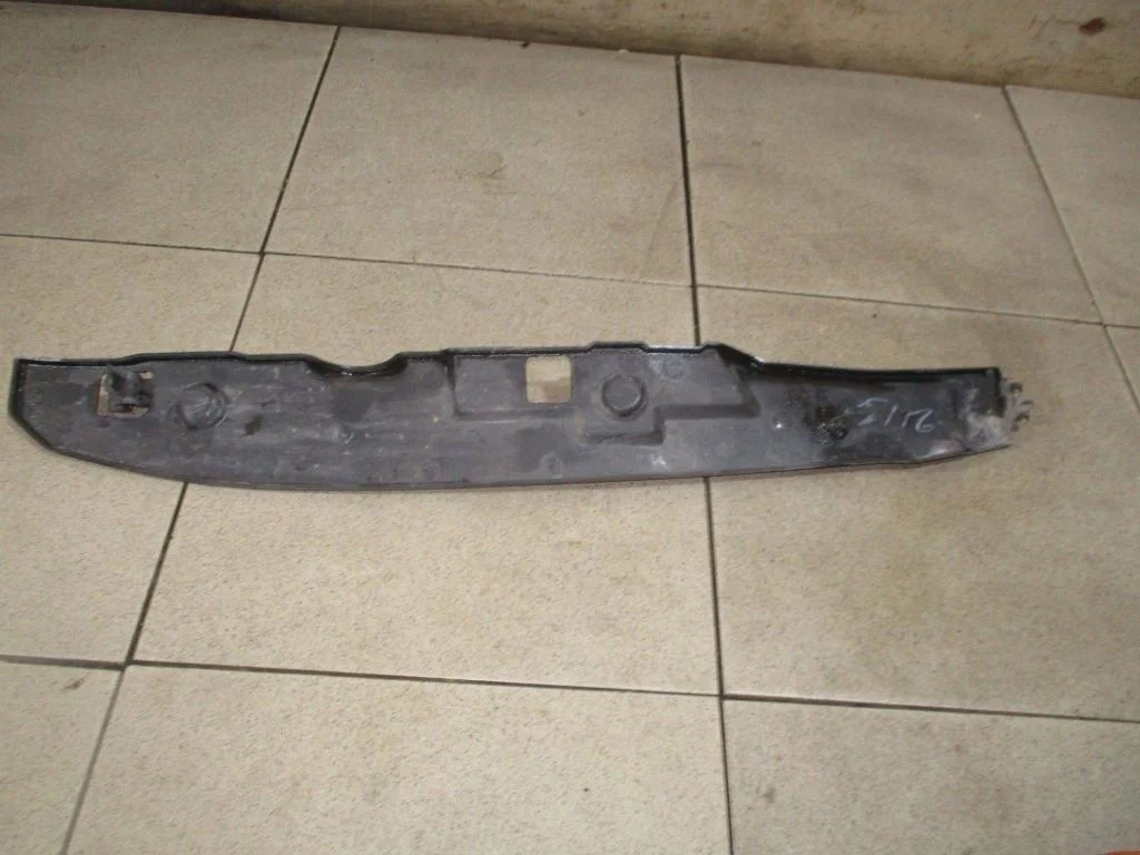 Пыльник крыла Volkswagen Jetta A6