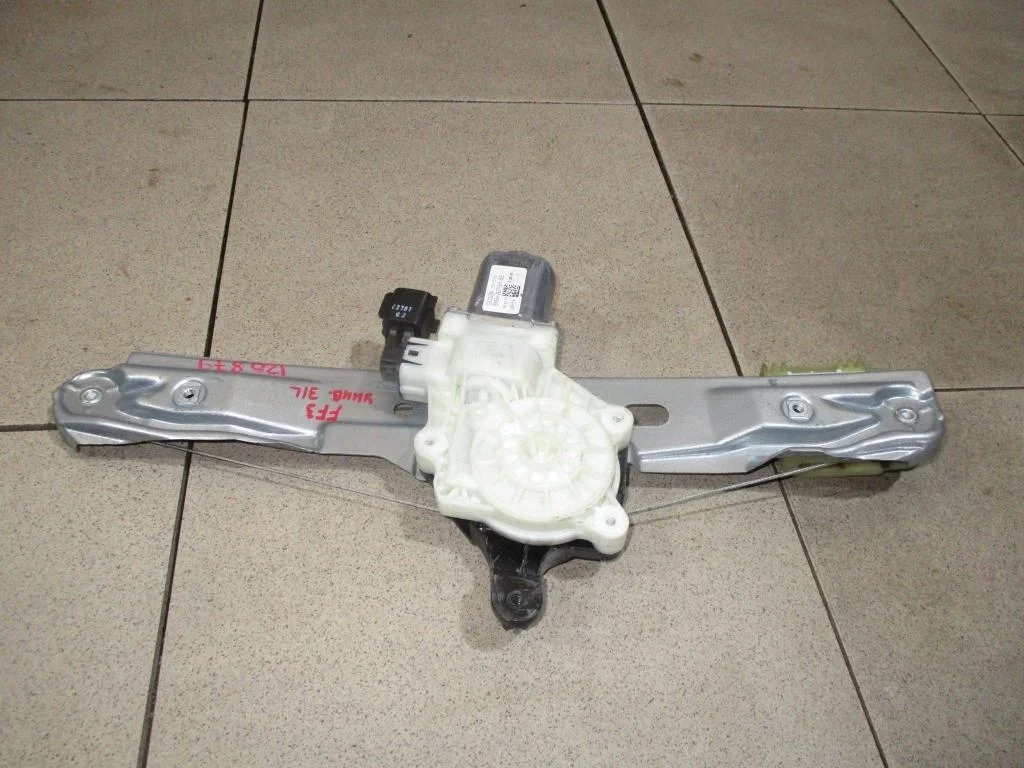 Стеклоподъемник задний левый Ford Focus 3