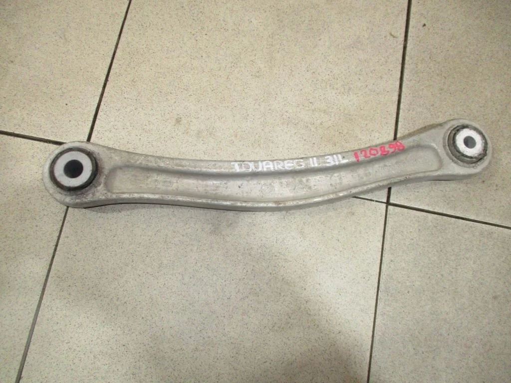 Рычаг задний верхний левый Volkswagen Touareg 2 2016 FL, NF