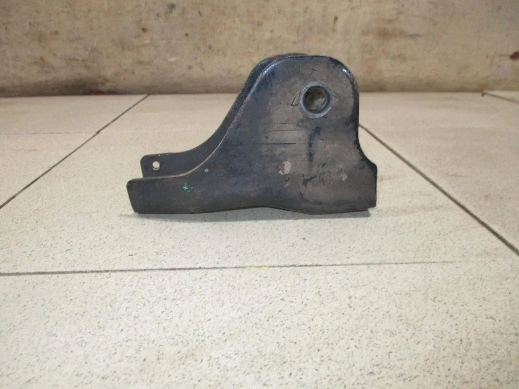 Кронштейн кпп Mitsubishi Lancer 9 CS