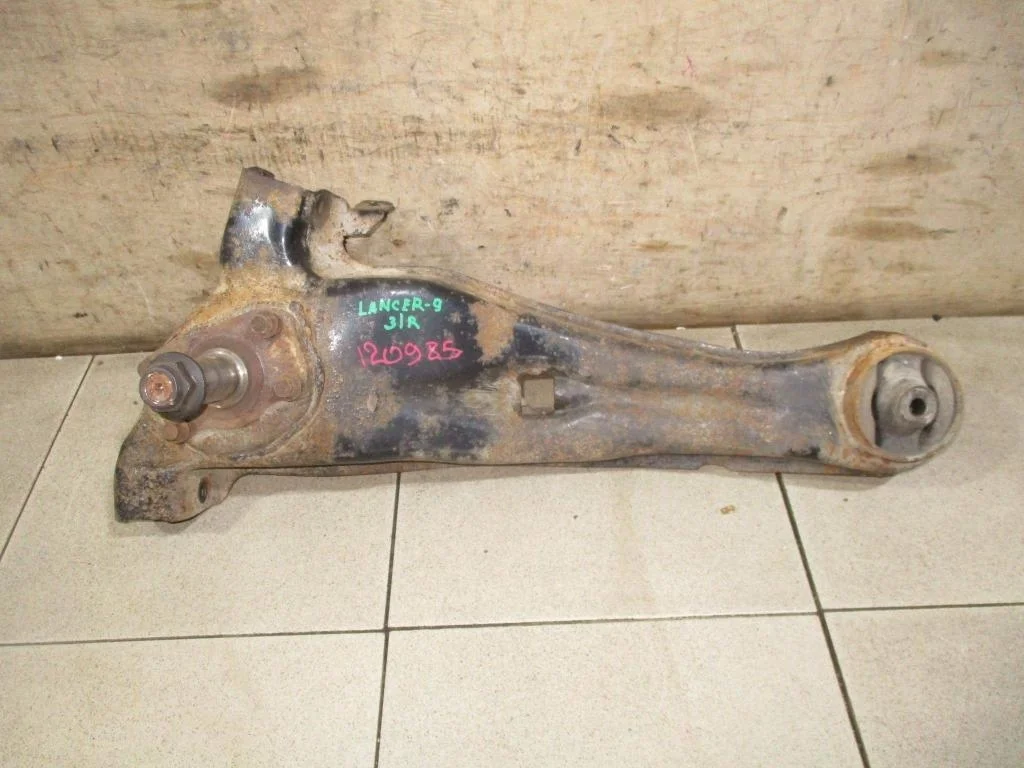 Рычаг задний продольный правый Mitsubishi Lancer 9 CS