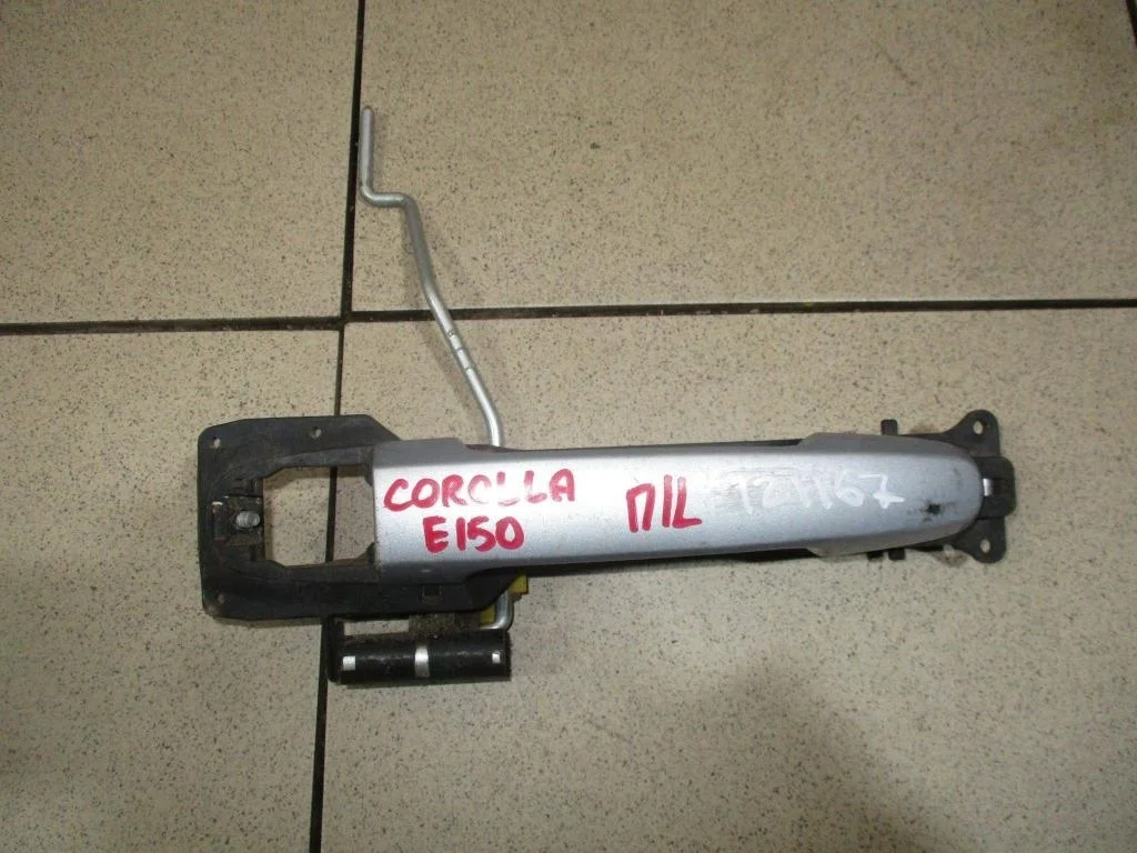 Ручка двери передней наружная левая Toyota Corolla E150