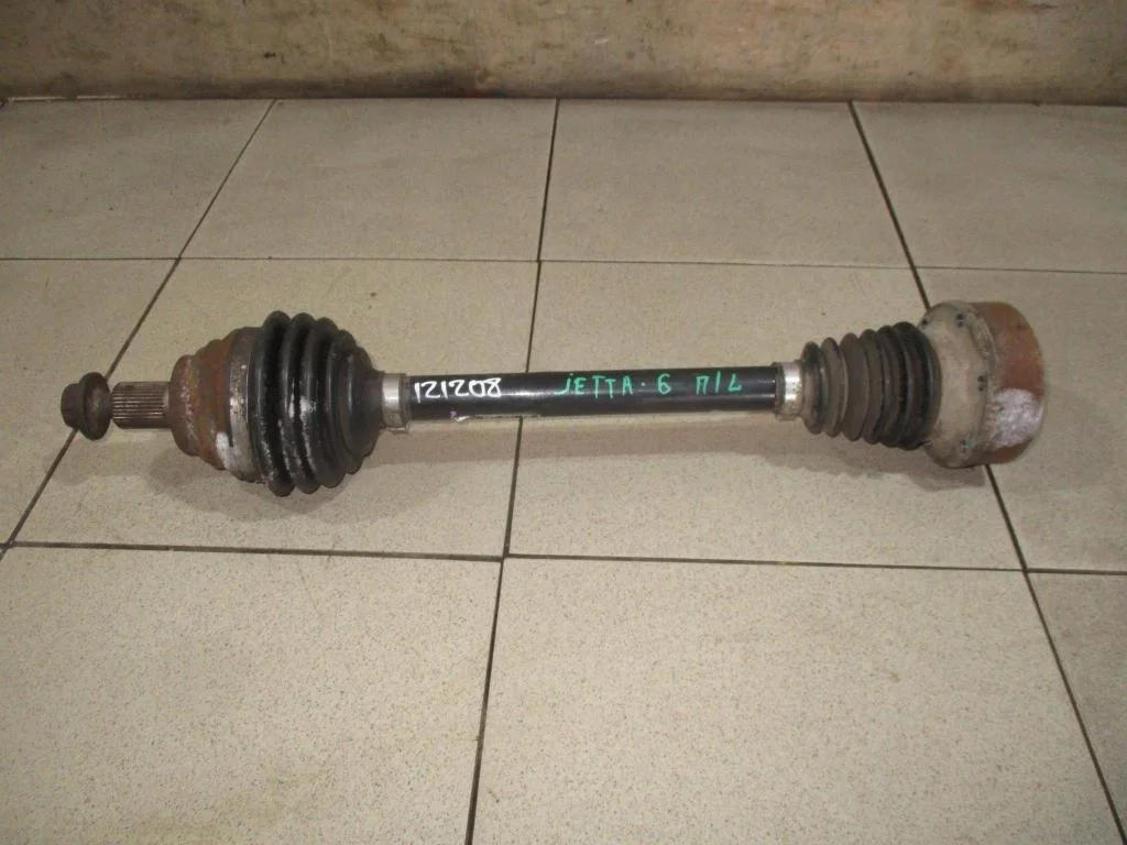 Полуось передняя левая Volkswagen Jetta A6