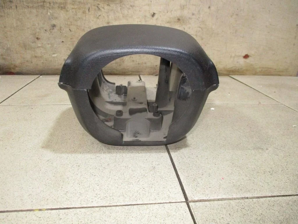 Кожух рулевой колонки Mitsubishi Lancer 9 CS