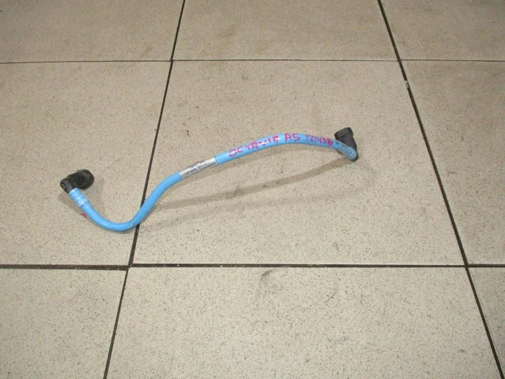 Трубка топливная Skoda Octavia 2 A5