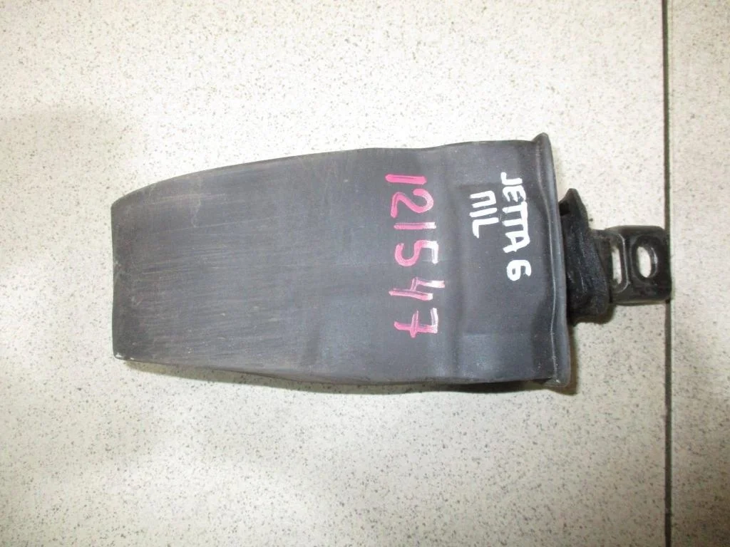 Ограничитель двери Volkswagen Jetta A6