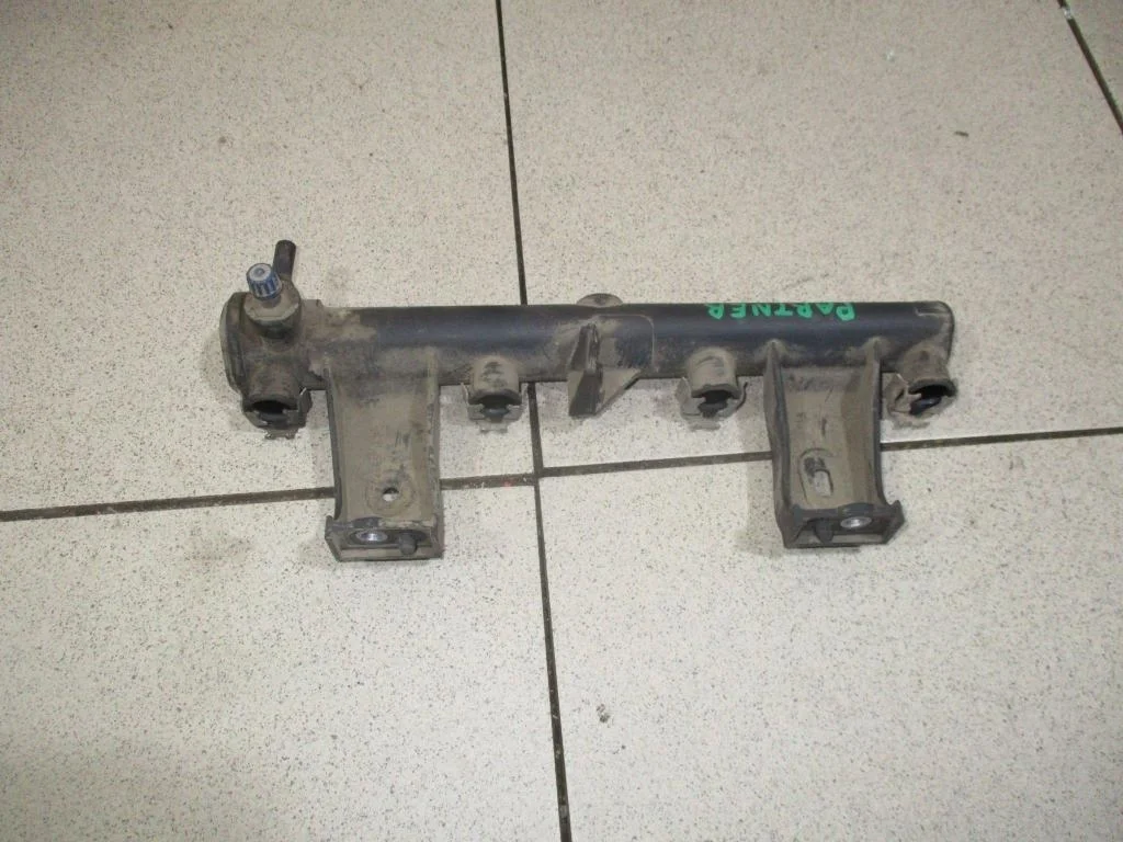 Рейка топливная Peugeot Partner Tepee 2008 B9