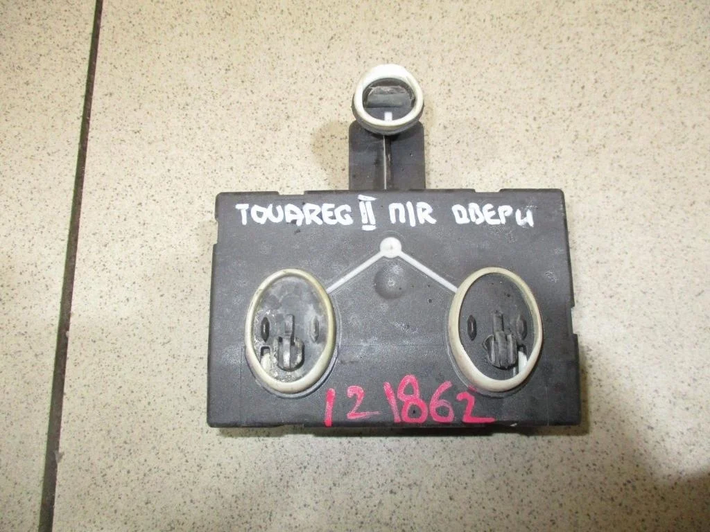 Блок комфорта Volkswagen Touareg 2 2016 FL, NF