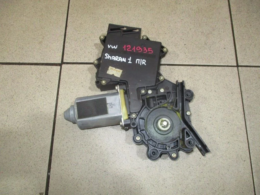 Моторчик стеклоподъемника Volkswagen Sharan 1 7M