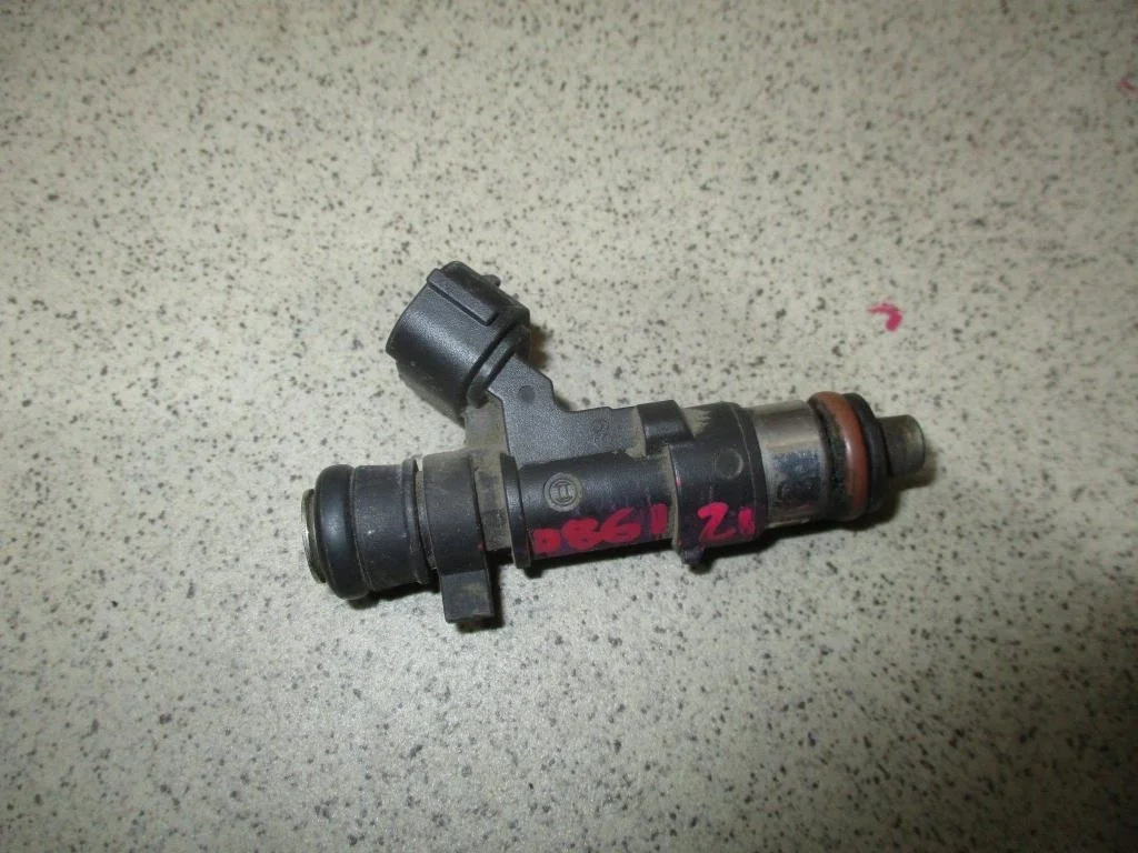 Форсунка топливная Peugeot Partner Tepee 2008 B9