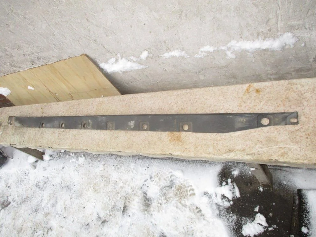 Накладка порог наружная Toyota Corolla E120