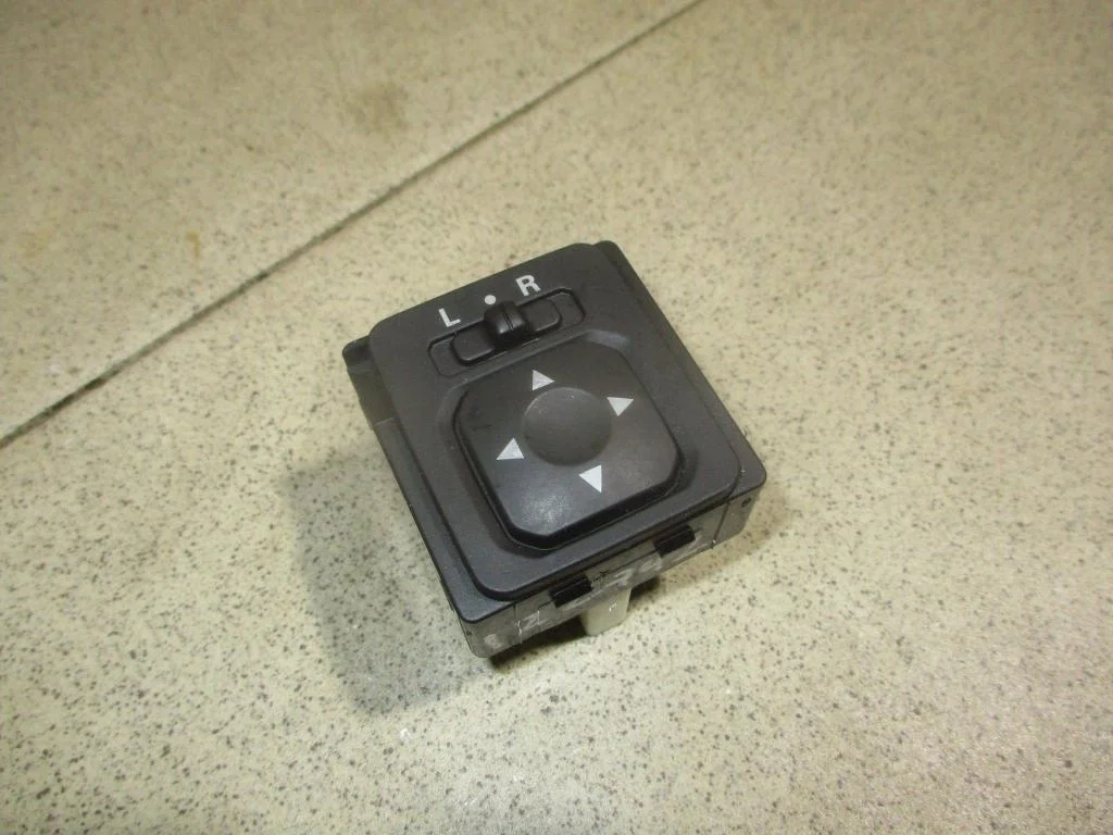 Переключатель регулировки зеркала Mitsubishi ASX