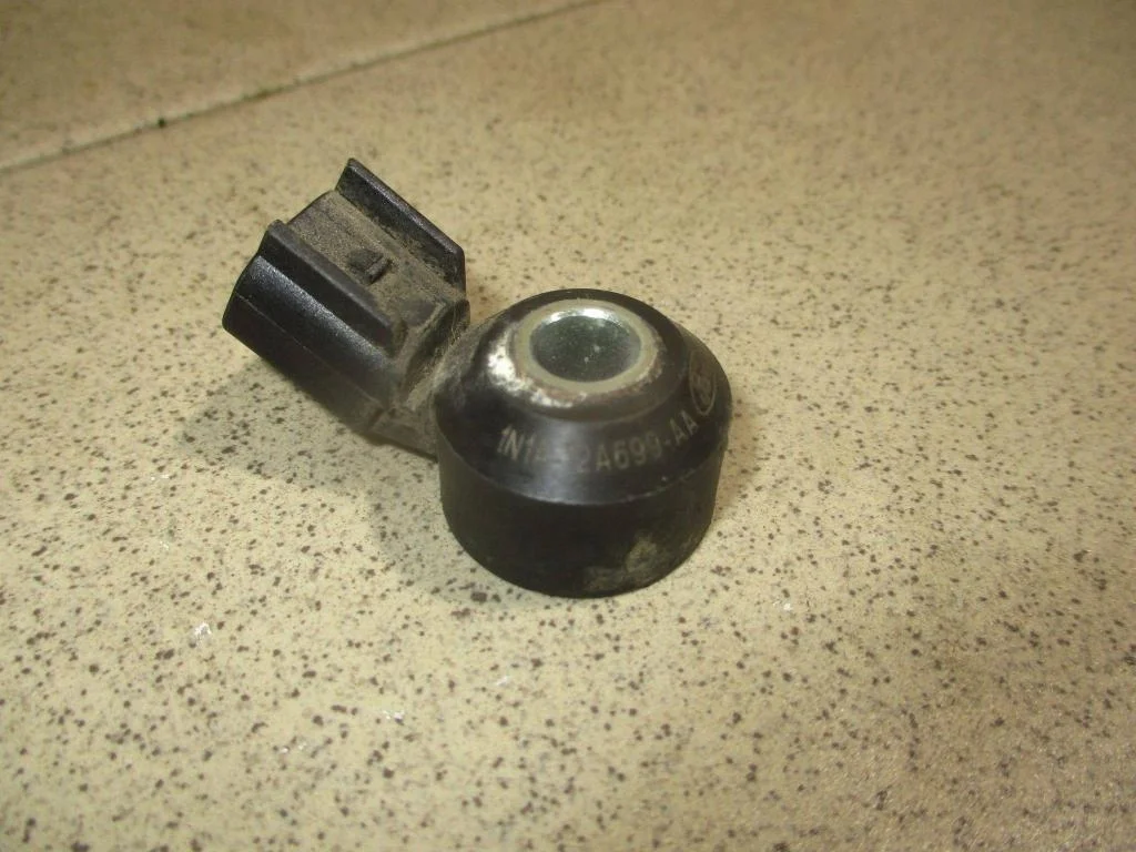 Датчик детонации Land Rover Range 4 L405