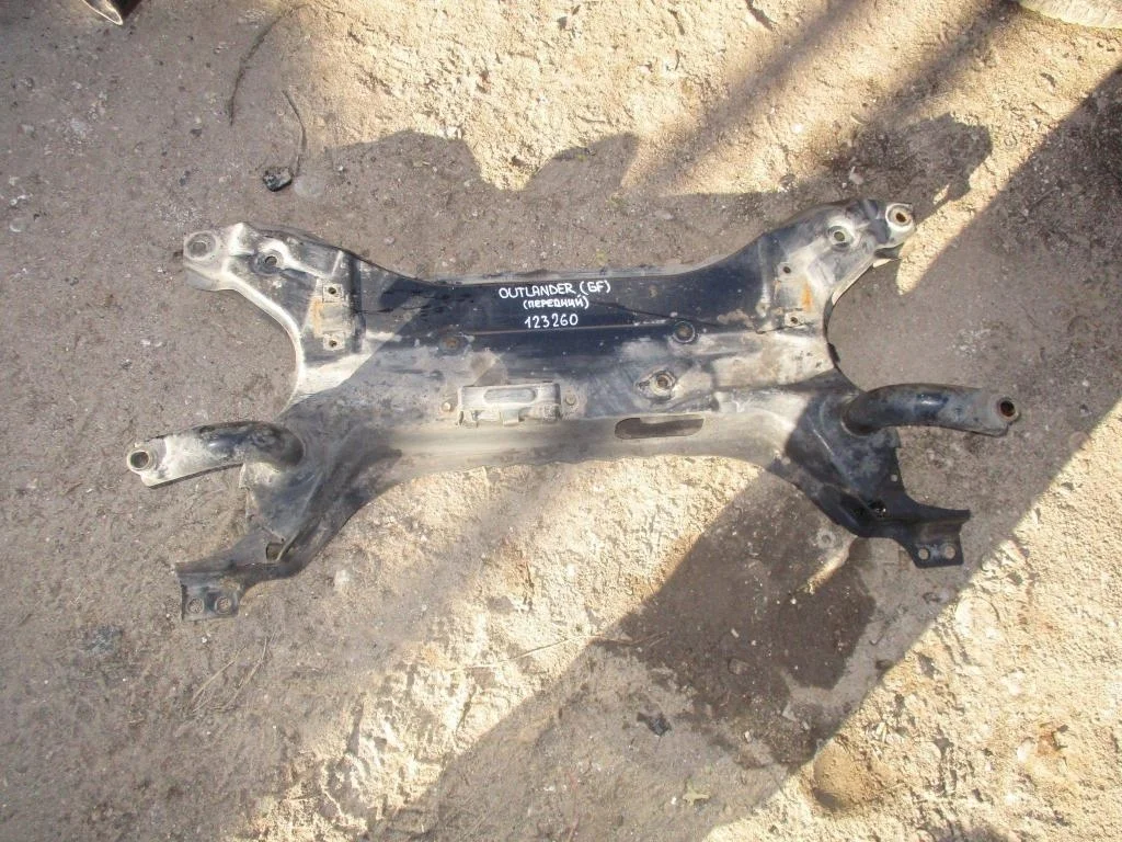 Подрамник Mitsubishi Outlander 3 2015 GF