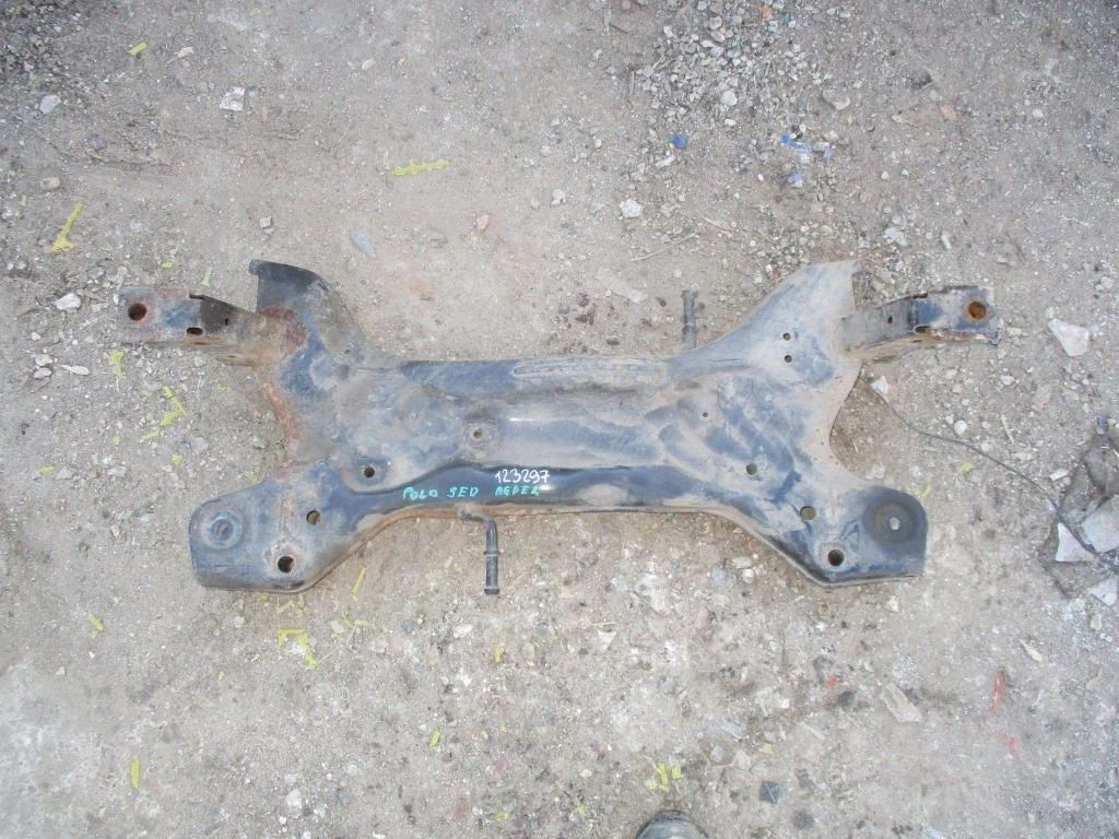 Подрамник Volkswagen Polo 5