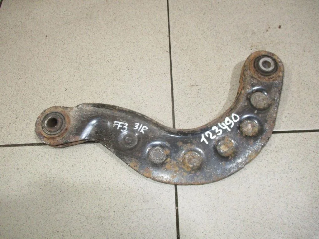 Рычаг задний верхний Ford Focus 3