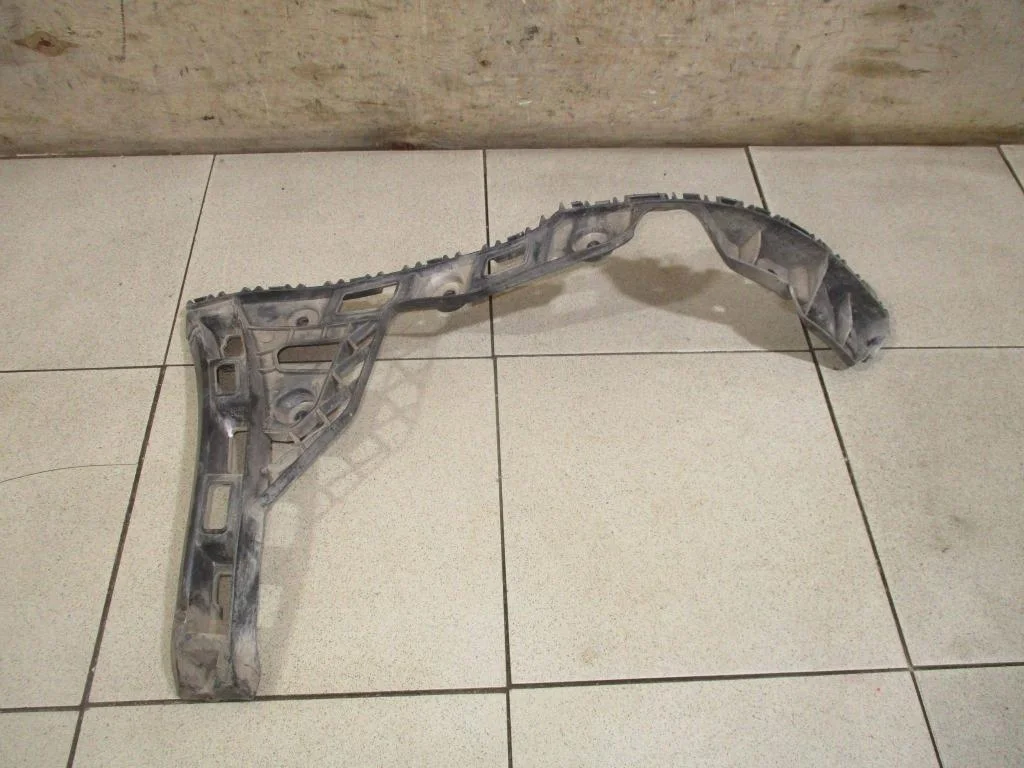 Кронштейн заднего бампера левый Volkswagen Polo 5