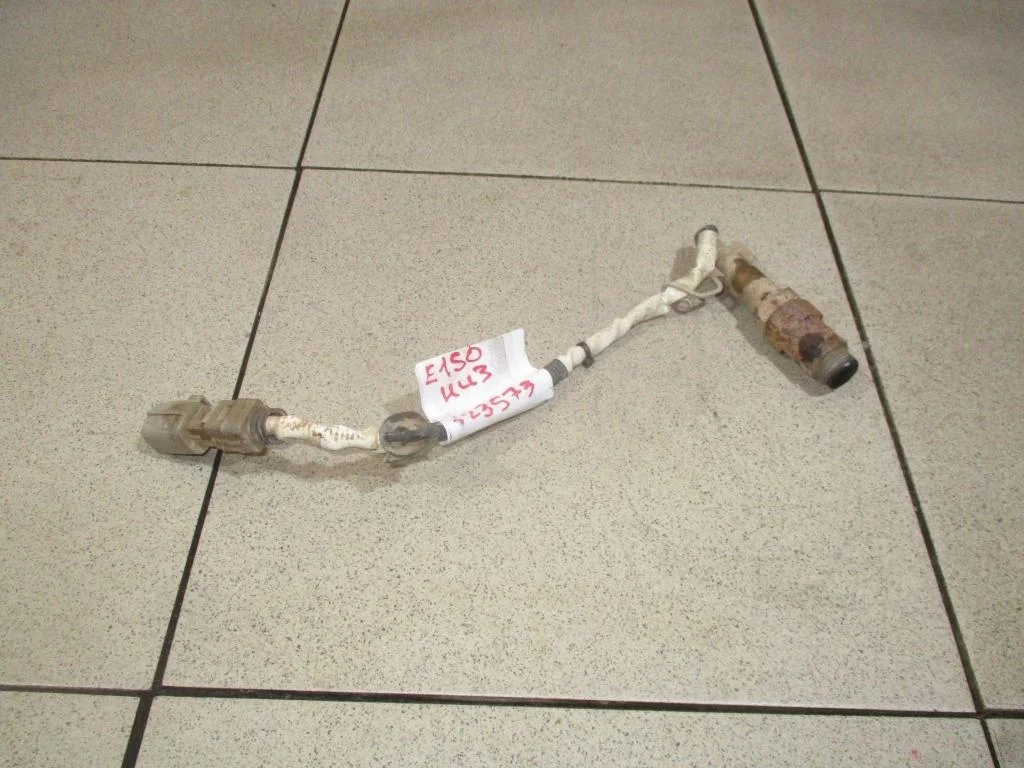 Датчик кислородный Toyota Corolla E150