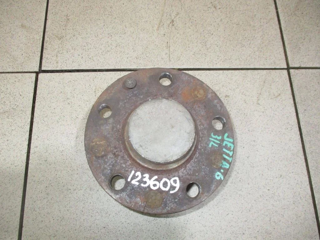 Ступица задняя Volkswagen Jetta A6