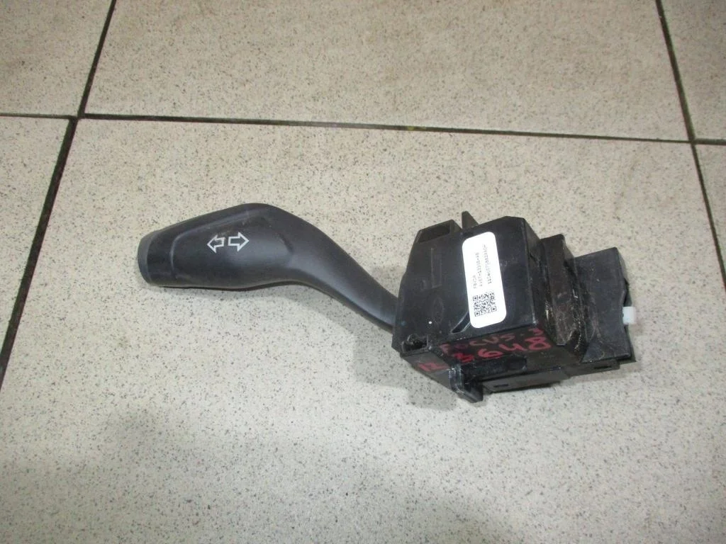 Переключатель поворотов подрулевой Ford Focus 3