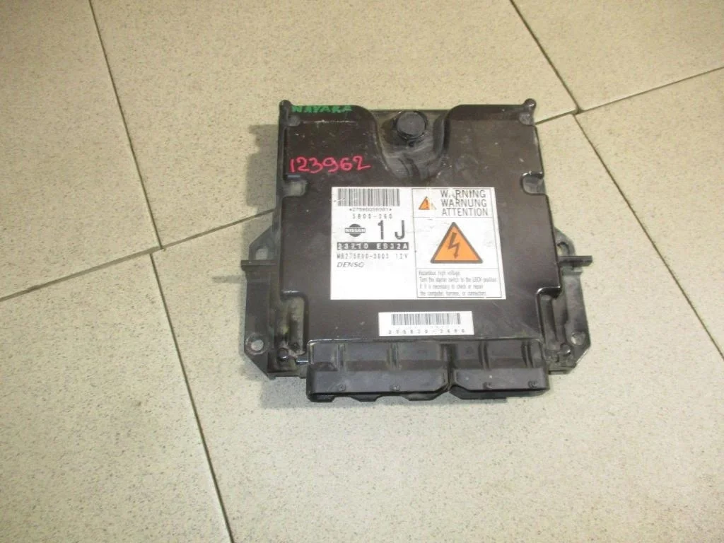 Блок управления двигателем Nissan Navara 2007 D40