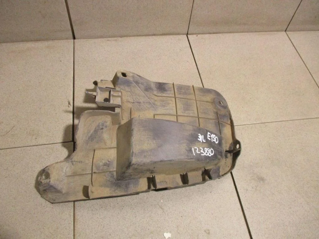 Пыльник наружный Toyota Corolla E150