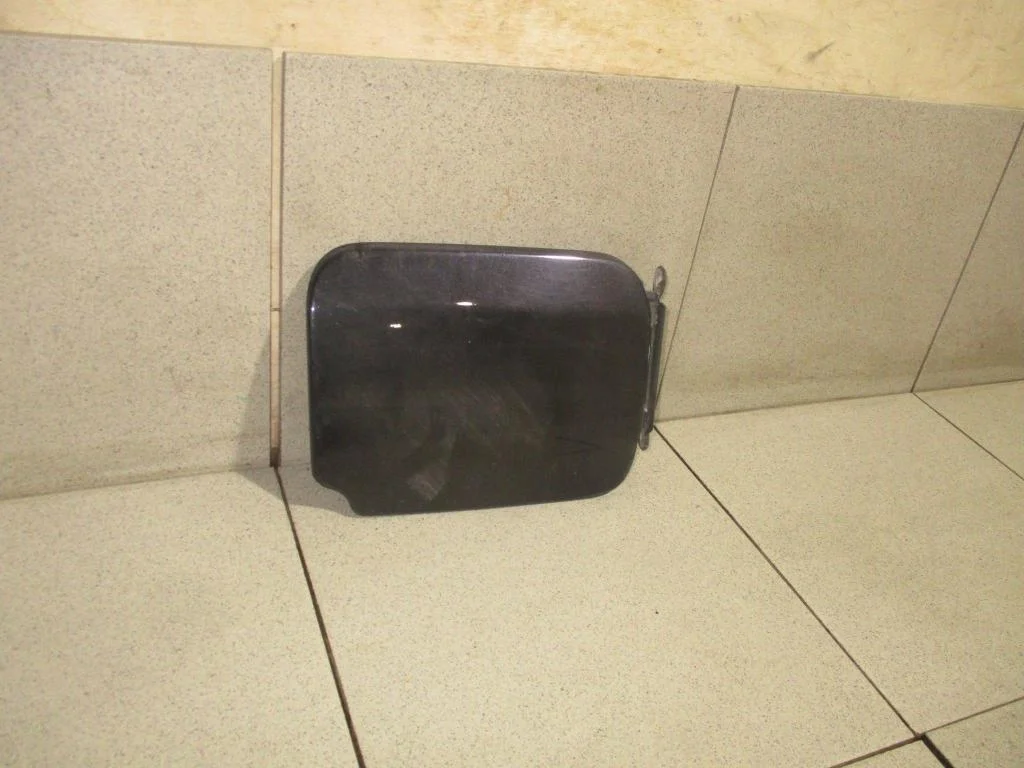 Лючок бензобака Renault Logan 2 L52