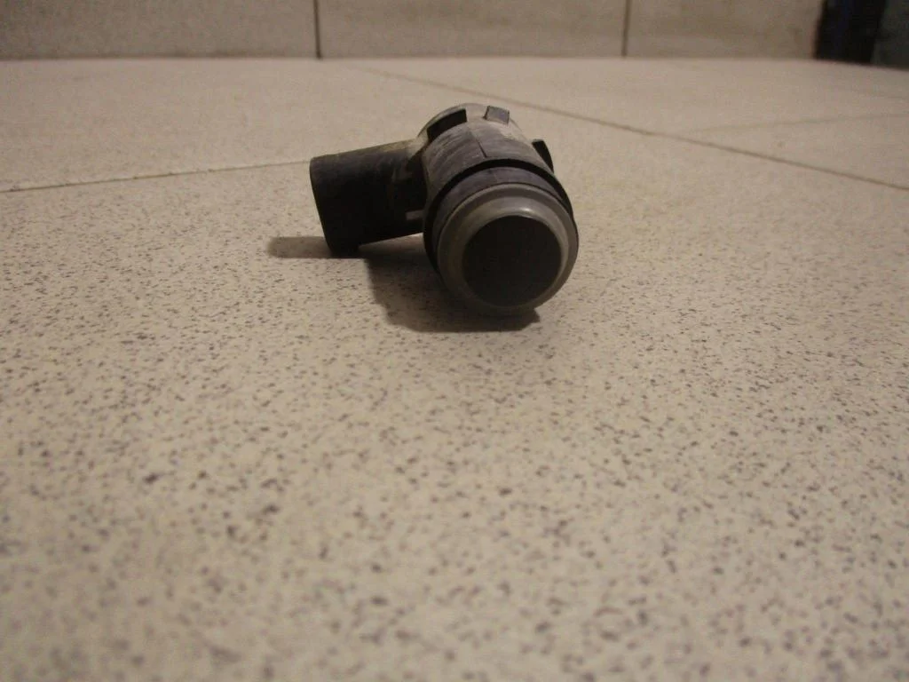 Датчик парковки Renault Logan 2 L52