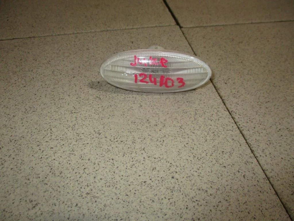 Повторитель на крыло Nissan Juke F15