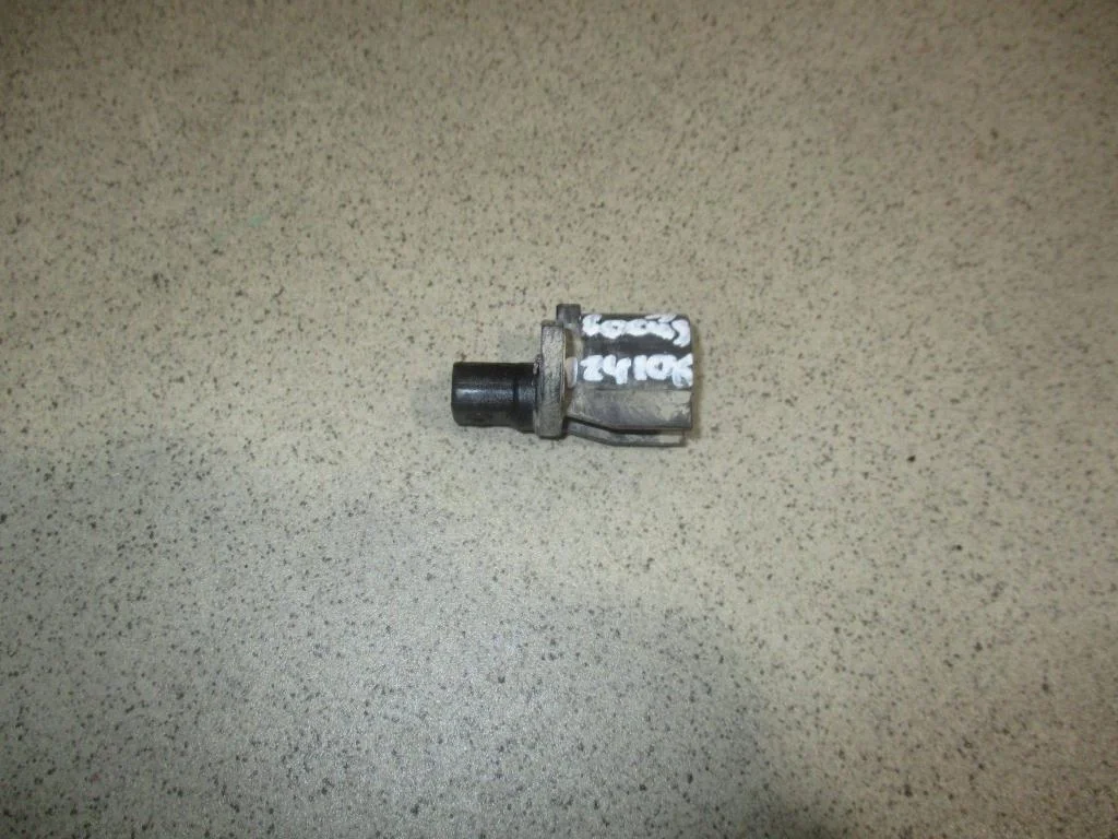 Датчик abs задний Ford Focus 3