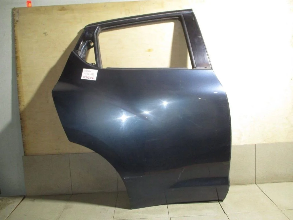 Дверь задняя правая Nissan Juke F15