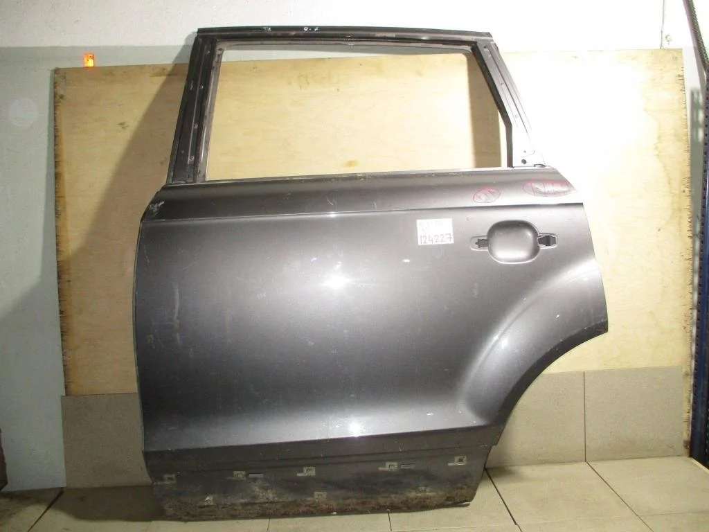 Дверь задняя левая Audi Q7 2008 4L