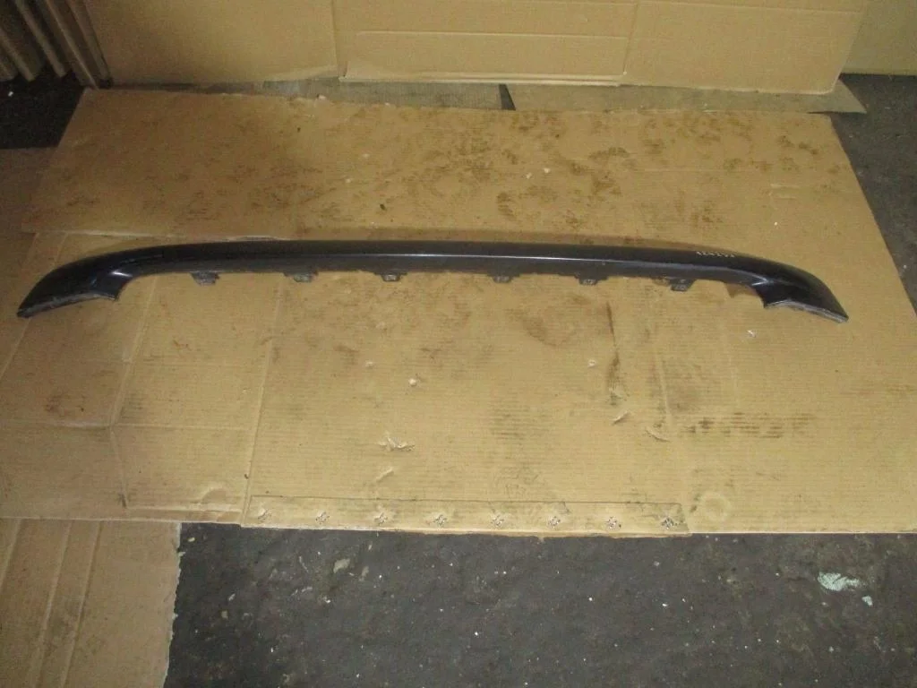 Накладка переднего бампера Peugeot Partner Tepee 2008 B9