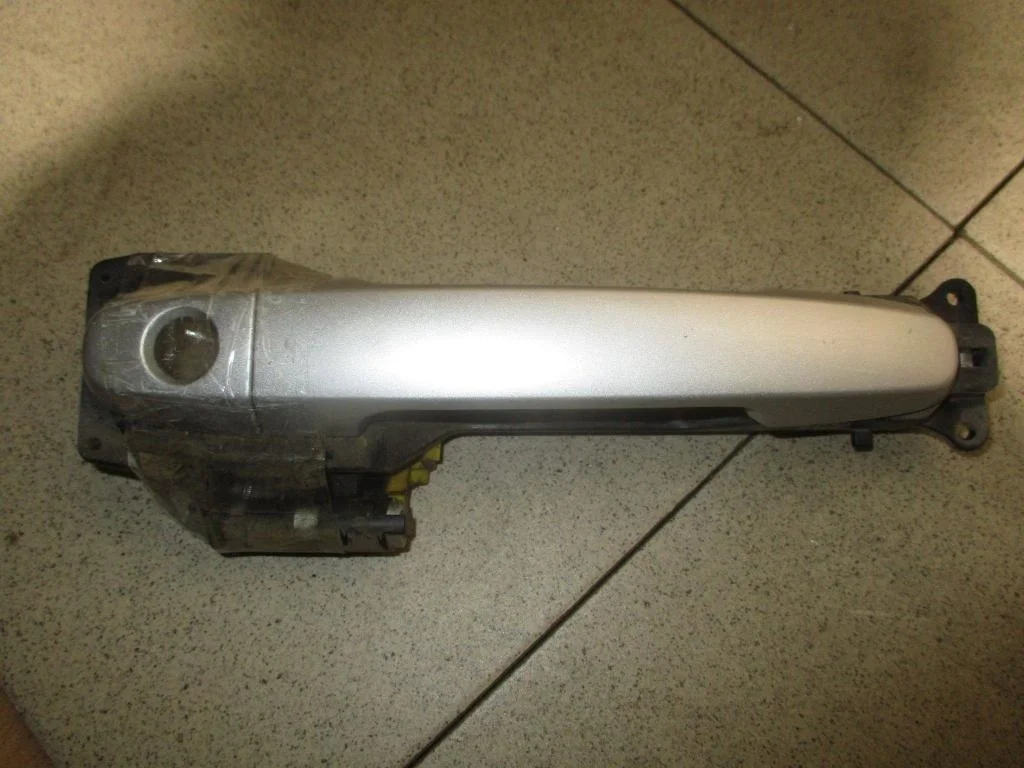 Ручка двери передней наружная левая Toyota Corolla E150