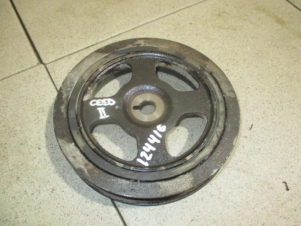 Шкив коленвала Kia Ceed 2 2017 JD