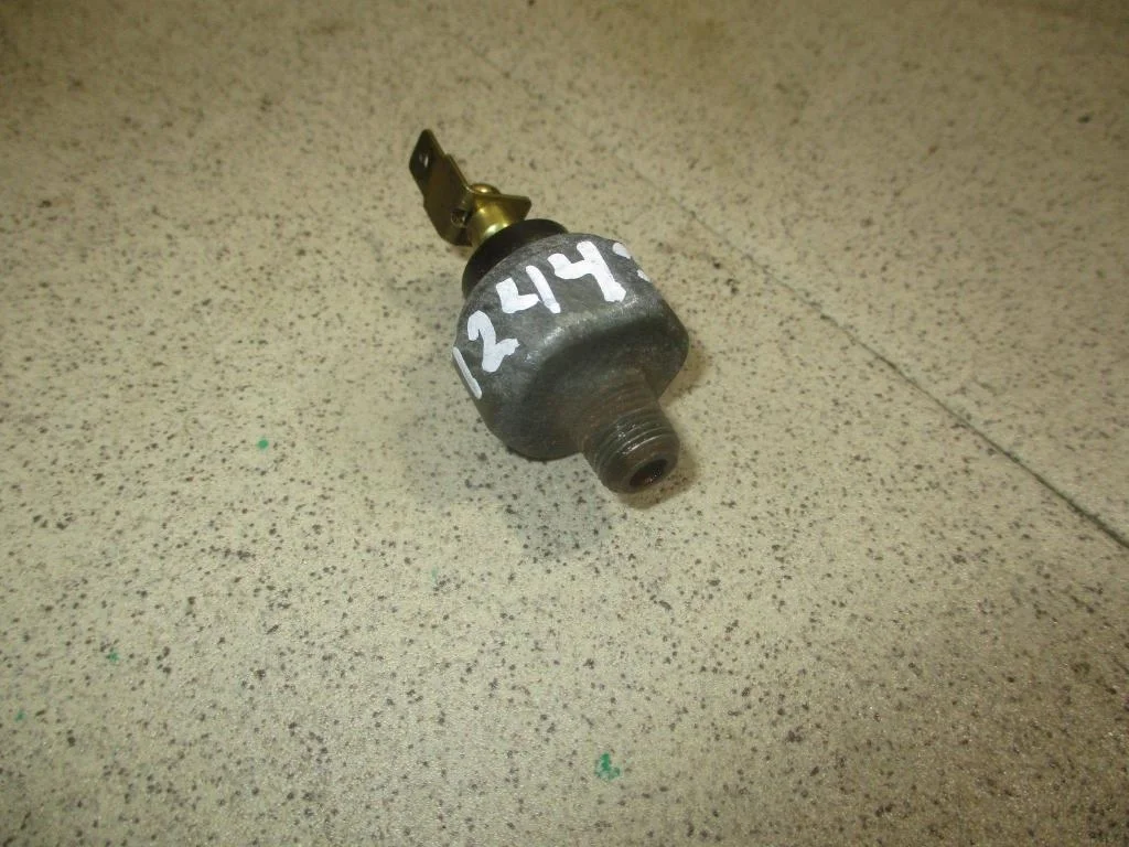 Датчик давления масла Hyundai Getz TB