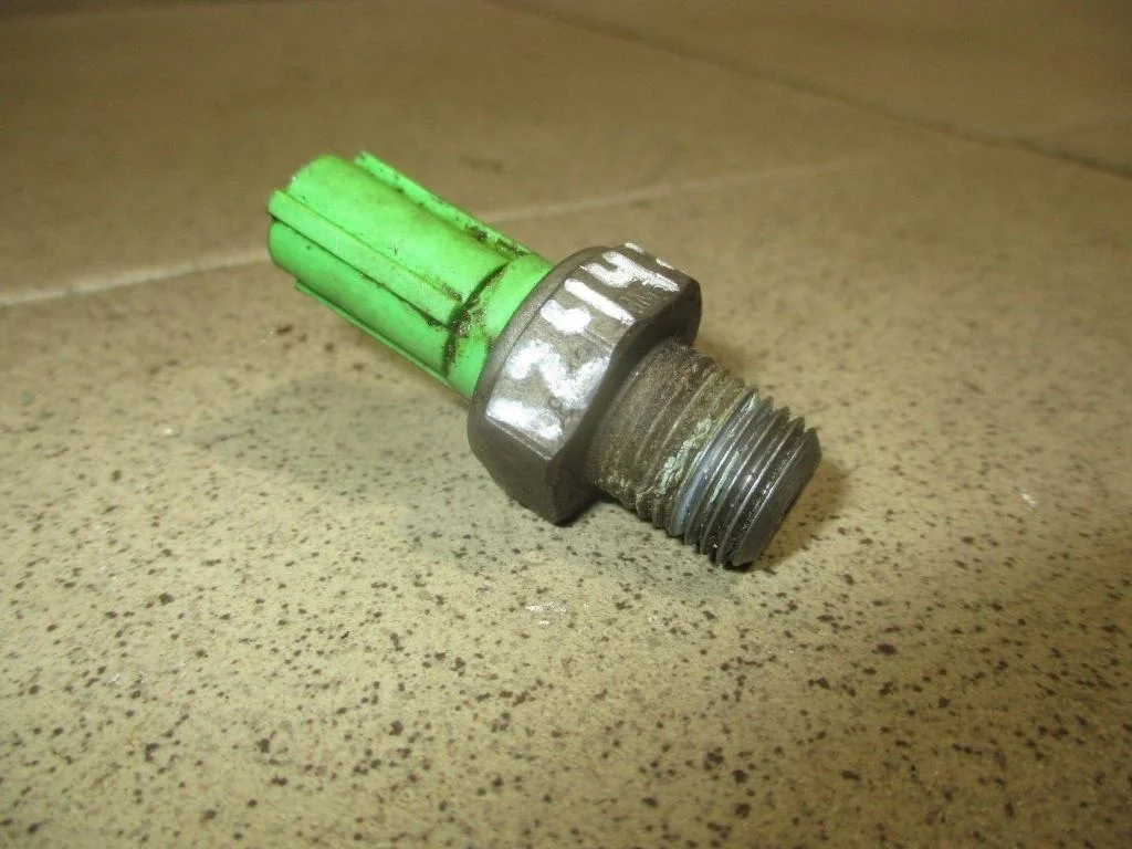 Датчик давления масла Ford Focus 3