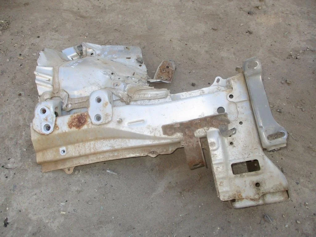 Лонжерон передний левый Toyota Corolla E150