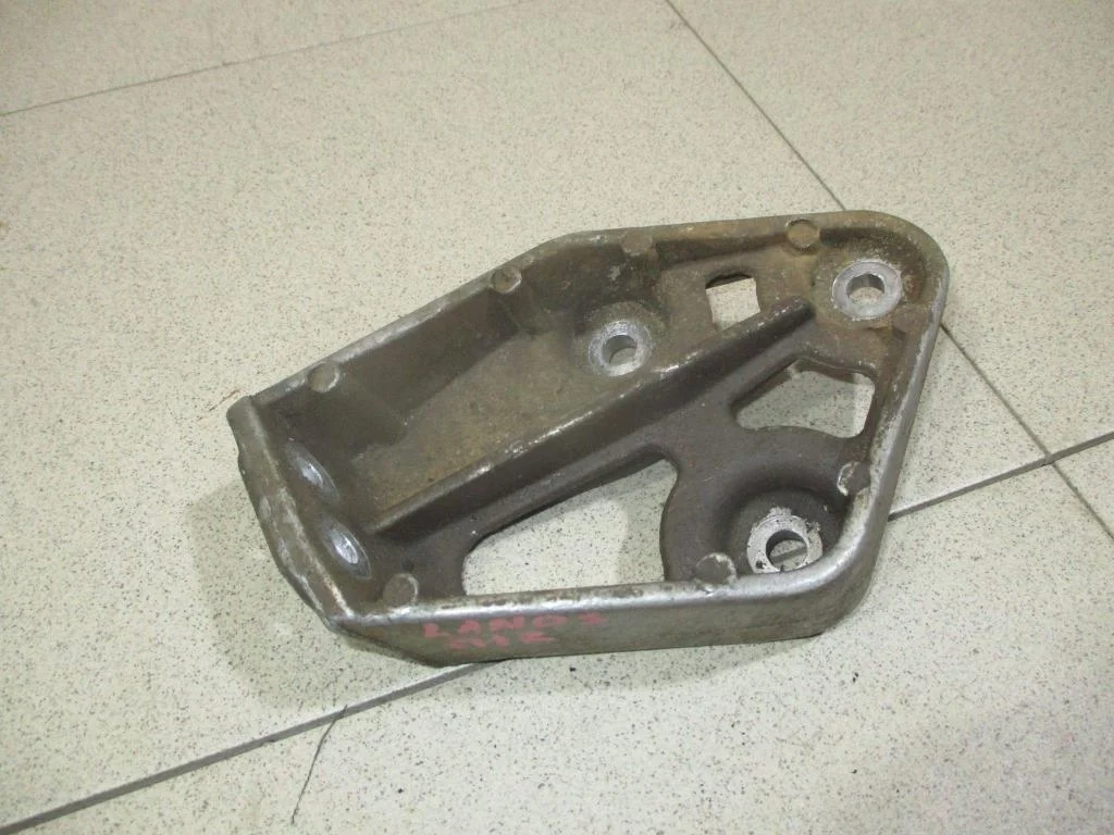 Кронштейн двигателя правый Chevrolet Lanos 2008 T100