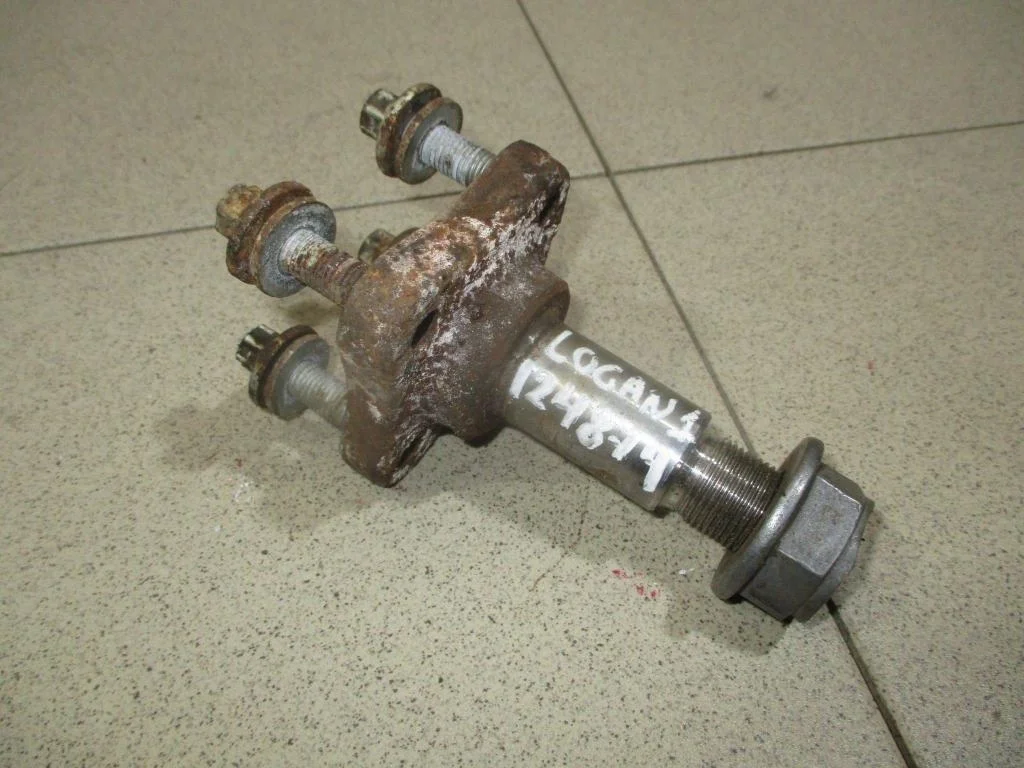 Цапфа Renault Logan 1 L90