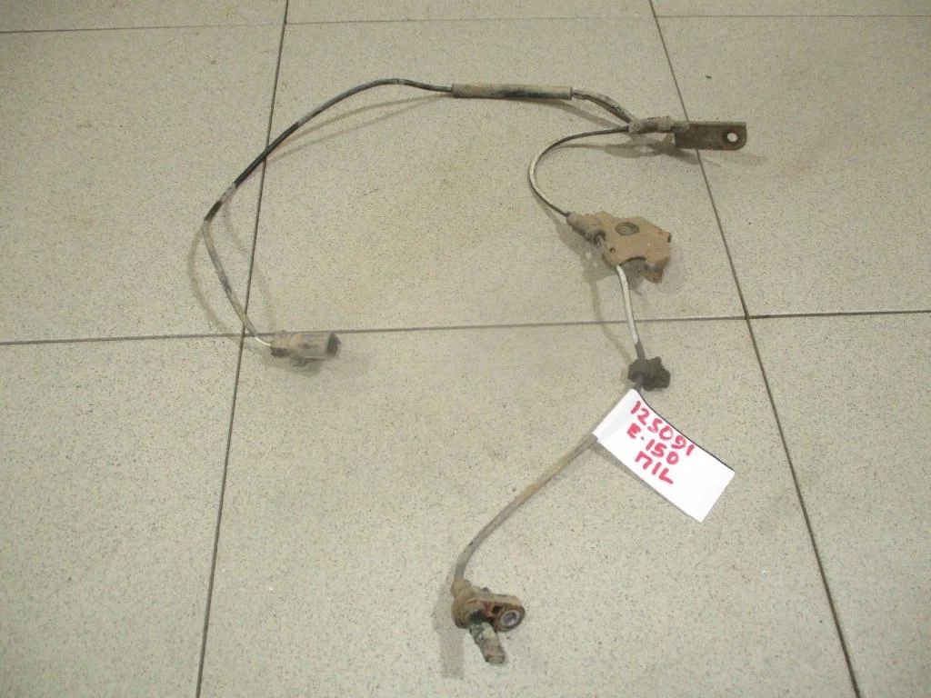 Датчик abs передний левый Toyota Corolla E150