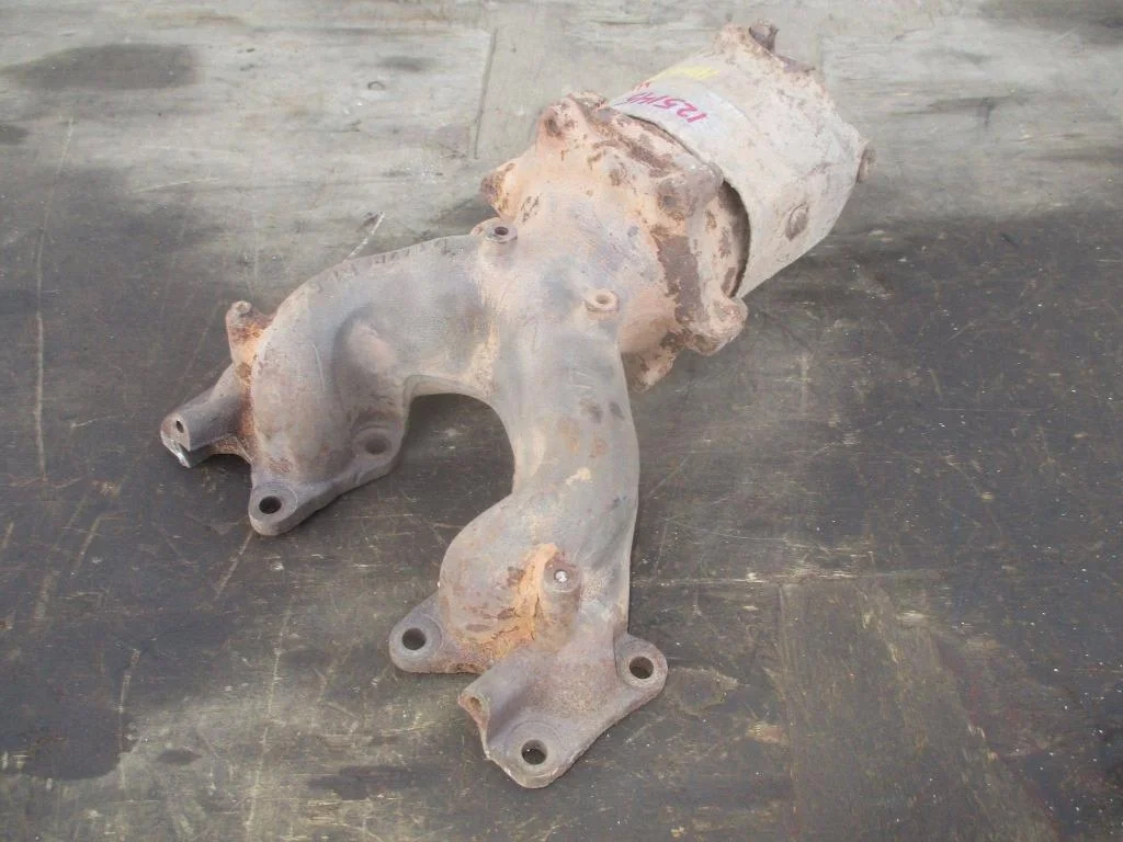 Коллектор выпускной Nissan Almera N16