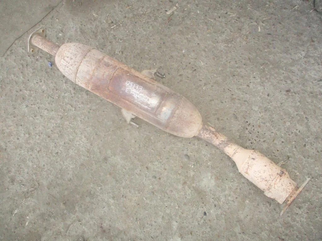 Приемная труба глушителя Toyota Corolla E150